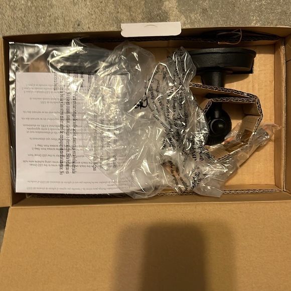 Hampton bay Dawson twin pack exterior light - Picture 4 of 5